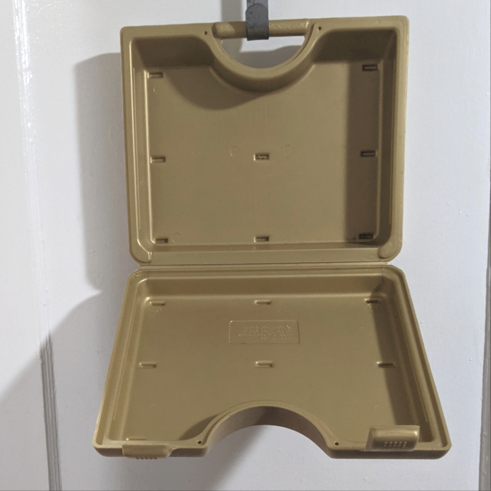 1997 gold LEGO container in great condition - Picture 5 of 8